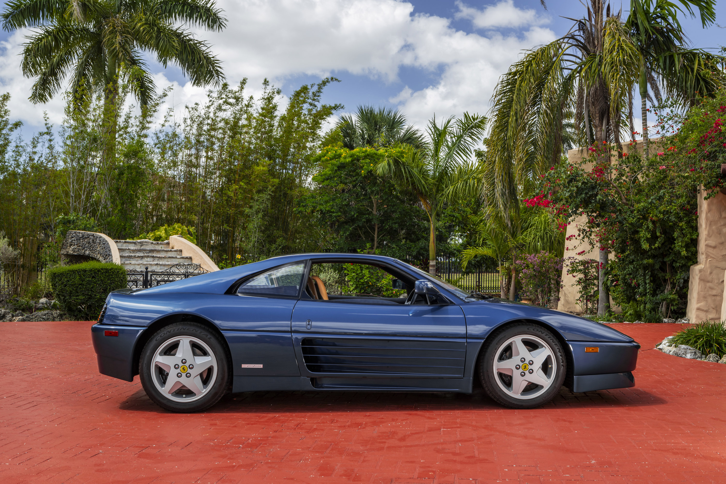 Ferrari 348 TB Speciale (x2) - 15 The Barn Miami y dos Ferrari 348 Speciale...